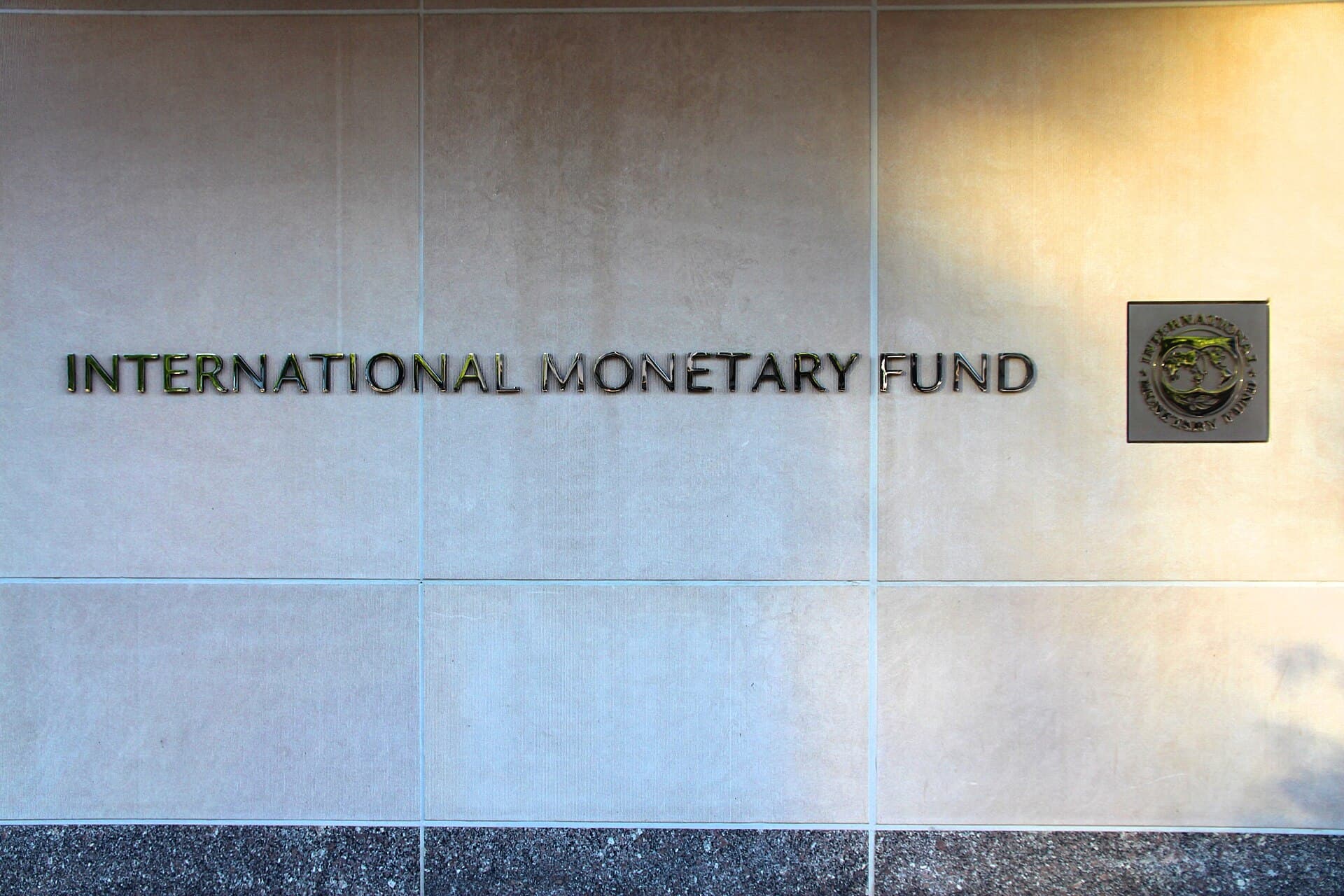 IMF projects India to overtake Japan as world's fourth-largest economy by 2027