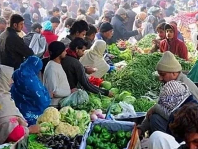 Pakistan's short-term inflation stays in double digits at 11.53%